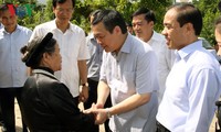Вице-премьер Выонг Динь Хюэ посетил провинцию Туенкуанг с рабочим визитом