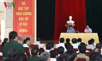 Премьер-министр Нгуен Суан Фук посетил общину Намзянг провинции Нгеан