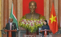 ЮАР желает активизировать отношения с Вьетнамом