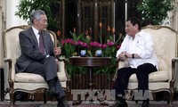 Лидеры Сингапура и Филиппин обсудили вопросы Восточного моря и борьбы с терроризмом
