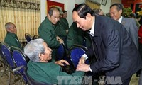 Президент СРВ Чан Дай Куанг посетил санаторий для инвалидов войны Ньёкуан