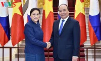 Дальнейшее укрепление отношений особой солидарности между Вьетнамом и Лаосом