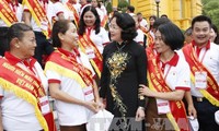 Данг Тхи Нгок Тхинь приняла лучших в 2017 году вьетнамских доноров крови 
