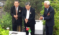 Церемония поминовения вьетнамских солдат-коммунистов, погибших в тюрьме Фукуок 