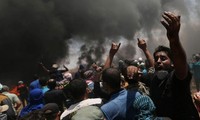 При столкновениях в секторе Газа пострадали тысячи палестинцев