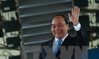 Премьер Вьетнама отправился в Канаду с визитом и для участия в расширенном саммите G7