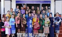Данг Тхи Нгок Тхинь приняла председателя Общества лаосско-вьетнамской дружбы