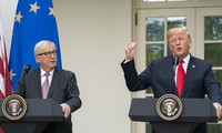 Страны Евпропы призывают к реализации договоренности по торговле между США и ЕС