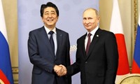 Япония и РФ договорились решить проблемы мирного договора