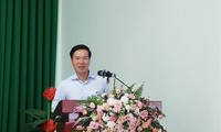 Заведующий Отделом ЦК КПВ по пропаганде и политическому воспитанию Во Ван Тхыонг встретился с избирателями Донгнай
