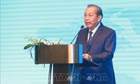 Вице-премьер Чыонг Хоа Бинь принял участие в праздновании 520-летия создания провинции Каобанг