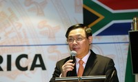 Выонг Динь Хюэ: Уровень экономического сотрудничества между ЮАР и Вьетнамом должен соответствовать политическому