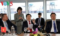 Vietnam dan Belanda memperkuat kerjasama di bidang penelitian tentang air dan pembangunan serta pengelolaan pelabuhan laut