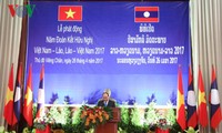 Mencanangkan Tahun Solidaritas dan Persahabatan Vietnam-Laos dan Laos-Vietnam 2017