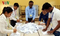 Kamboja mengakhiri pemilihan dewan kecamatan