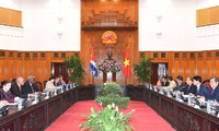 PM Vietnam, Nguyen Xuan Phuc menerima Ketua Parlemen Kuba, Esteban Lazo Hernandez