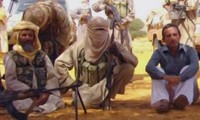 AL Qaeda mengumumkan video 6 sandra asing tetap hidup