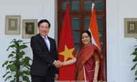 Deputi PM, Menlu Vietnam, Pham Binh Minh  mengunjungi India