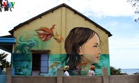 หมู่บ้านประมงที่มีการวาดภาพบนผนังแห่งแรกในเวียดนาม