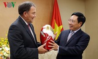Vietnam memacu badan-badan usaha  negara bagian Utah, AS memperkuat kerjasama dan investasi