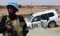 DK PBB mengeluarkan sanksi-sanksi terhadap objek-objek yang merintangi proses damai di Mali