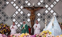 Paus Fransiskus berseru kepada Kolombia supaya menuju ke perdamaian yang berjangka panjang