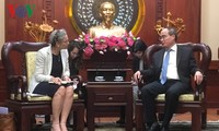 Sekretaris Komite Partai Komunis Kota Ho Chi Minh, Nguyen Thien Nhan menerima Dubes Belanda untuk Vietnam, Nienke Trooster