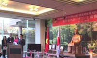 Vietnam menghadiahkan patung Presiden Ho Chi Minh kepada pemerintahan Kota Mimasaka, Jepang