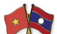 Tilgram ucapan selamat sehubungan peringatan ultah ke-42 Hari Nasional Laos