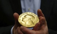 Upacara penyampaian Hadiah Nobel 2017 berlangsung di Swedia dan Norwegia
