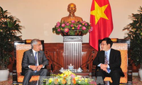 Sekretaris Negara Kemlu Negara Qatar melakukan kunjungan resmi di Vietnam