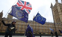 Masalah Brexit: Inggris dan Uni Eropa mencapai permufakatan tentang tahap transisi
