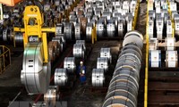 AS dan Uni Eropa mengusahakan solusi rasionil yang bersangkutan dengan masalah tarif terhadap produk baja dan aluminium impor