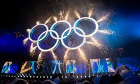 Upacara pembukaan Olimpiade  Remaja 2018 yang bergelora