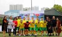Pertandingan sepak bola persahabatan sehubungan dengan HUT ke-45 penggalangan hubungan diplomatik Vietnam-Australia