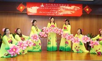 Komunitas Orang Vietnam di Makau (Tiongkok) mengadakan festival kesenian merayakan Musim Semi Ky Hoi 2019