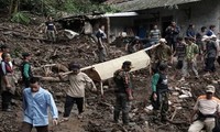 Kelongsoran tanah di Indonesia, puluhan orang tewas