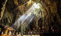Lebih dari 60.000 wisatawan berkunjung ke Situs Peninggalan Sejarah Nasional yang Istimewa Ngu Hanh Son