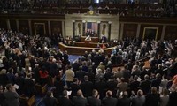 DPR AS mengesahkan rencana undang-undang mengenai anggaran belanja untuk mencegah bahaya shutdown pemerintah