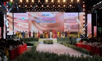 Kota Ho Chi Minh membuka Festival Ao Dai yang ke-6