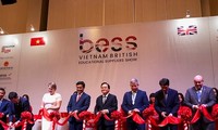 Pameran teknologi pendidikan diadakan untuk pertama kalinya di Vietnam