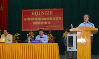 Pimpinan Partai dan negara Vietnam melakukan kontak dengan pemilih berbagai daerah