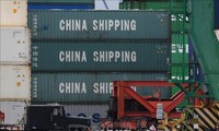 AS menunda waktu mengenakan tarif baru terhadap barang elektronik Tiongkok