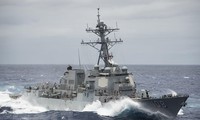 Kapal perusak AS melakukan patroli pelayaran di Timur Laut
