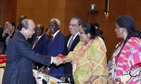 PM Nguyen Xuan Phuc menerima Dubes negara-negara Timur Tengah-Afrika