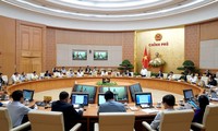PM Vietnam, Nguyen Xuan Phuc memimpin sidang periodik Pemerintah  bulan Oktober