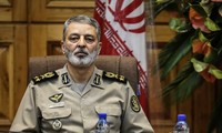 Iran menggunakan sistim penangkis udara domestik menembak jatuh UAV asing