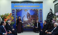 Ketua MN Vietnam, Nguyen Thi Kim Ngan mengucapkan selamat Hari Natal 2019 di Komite Persatuan Agama Vietnam