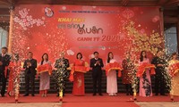 Membuka Festival Koran Musim Semi 2020 di Provinsi Bac Giang