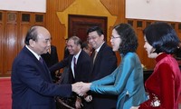 PM Vietnam, Nguyen Xuan Phuc melakukan pertemuan dengan para Dubes dan Kepala Perwakilan Vietnam yang baru saja diangkat